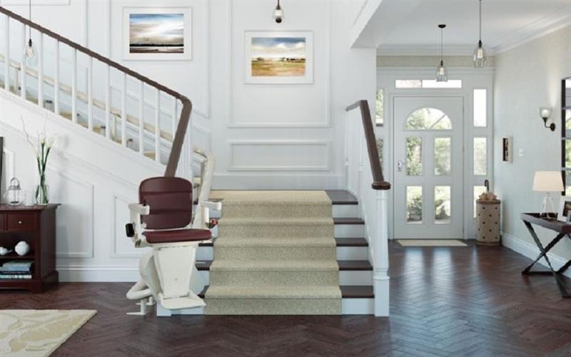Factors To Consider Before Purchasing The Indoor Stairlift