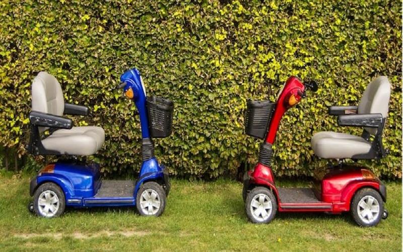  Elevate Your Commute with Electric Full-Size Luxury Scooters