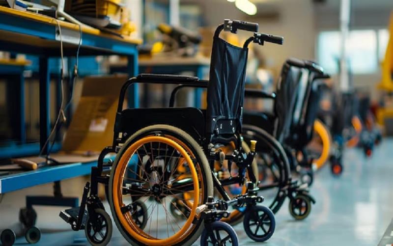 How Custom Wheelchairs Improve Comfort and Functionality for Users?