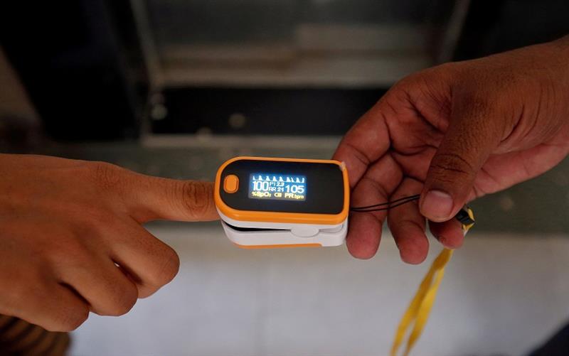 Oxygen Monitors for Athletes: Why Monitoring Oxygen Levels Matters