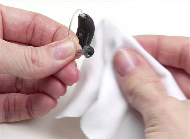 Top Tips to Keep Your Hearing Aids Performing at Their Best